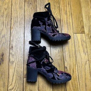 Black Velvet Floral Lace Up Chunky Heel Lug Sole Ankle Boots Purple Flower 8